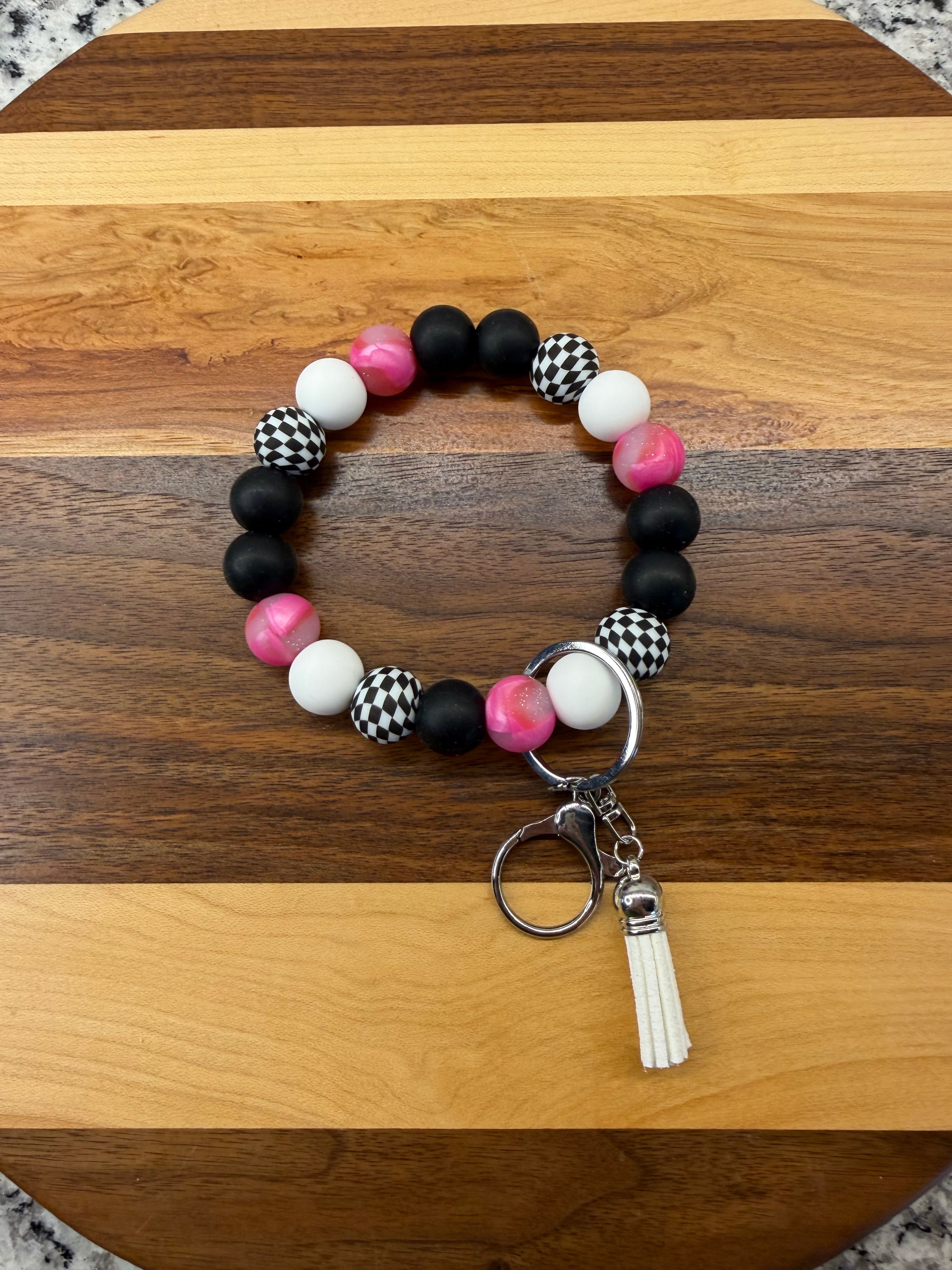 RTS - Rose Checker Wristlet